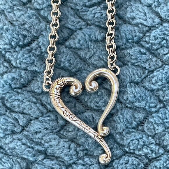 Brighton Adore Me Tuscan Open Heart Silver Necklace NWT Storage Bag - Picture 3 of 9